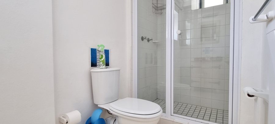 4 Bedroom Property for Sale in Struisbaai Western Cape